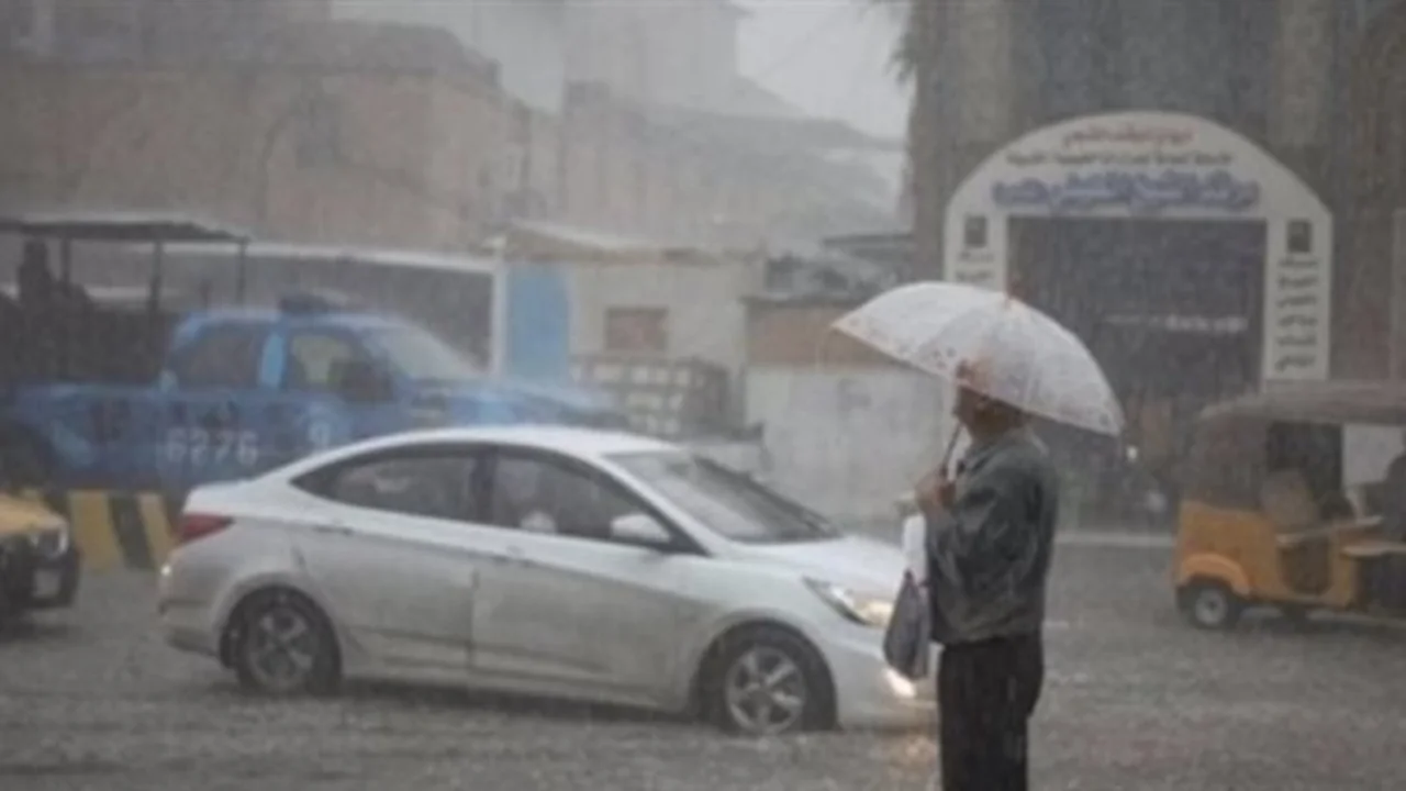 طقس الثلاثاء.. ارتفاع ملحوظ في درجات الحرارة وظهور شبورة مائية على الطرق الرئيسية